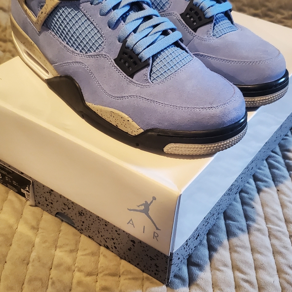 Jordan 4